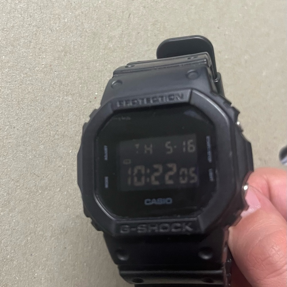 Casio G-shock DW5600BB